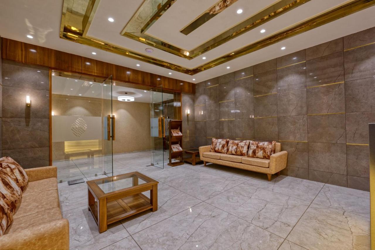 Hotel Flourish International Ahmedabad Exterior photo